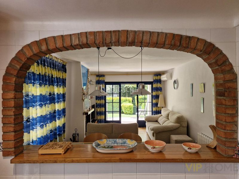Foto d73ffd88-fa75-4464-b119-7cbe4b6d8fbc. Apartament amb calefacció aparcament piscina a Los Pinos-Politur Platja d´Aro
