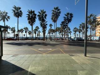 Lloguer Local Comercial  Avenida avenida del cabo de gata, 181 181. Taberna de domin traspaso