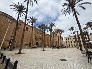 Pis a Centro. Piso en venta en la catedral de almeria