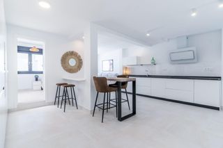 Rent Flat in La Cañada de San Urbano. Piso de dos dormitorios en la cañada