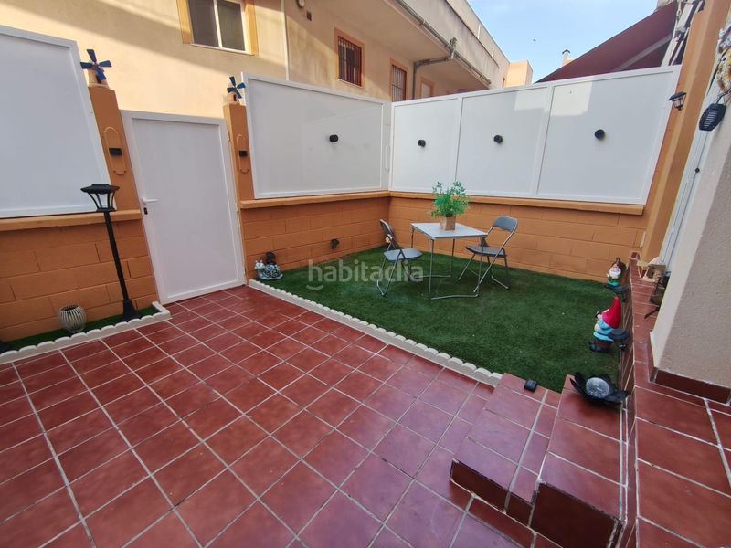 Foto 05685e82-784a-415a-a9e4-b313f7c2c0cb. Casa adossada amb piscina a Retamar Almería