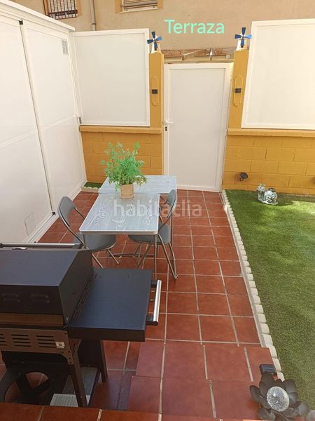 Foto 0952310d-1568-4744-9f79-30d5e66d8812. Casa amb piscina a Retamar Almería