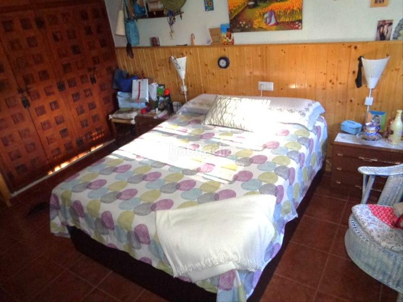 Foto 21e09f2f-f446-4dc2-af42-80727a9b4eb6. Chalet with fireplace parking pool in Navamorcuende