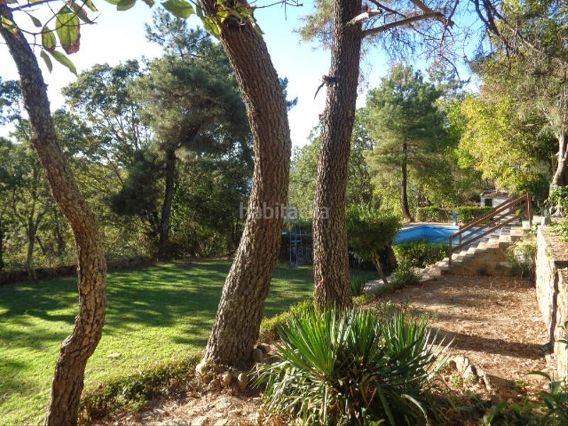 Foto 27f72a75-55f3-4cee-98d0-cd71aaf71704. Chalet with fireplace parking pool in Navamorcuende