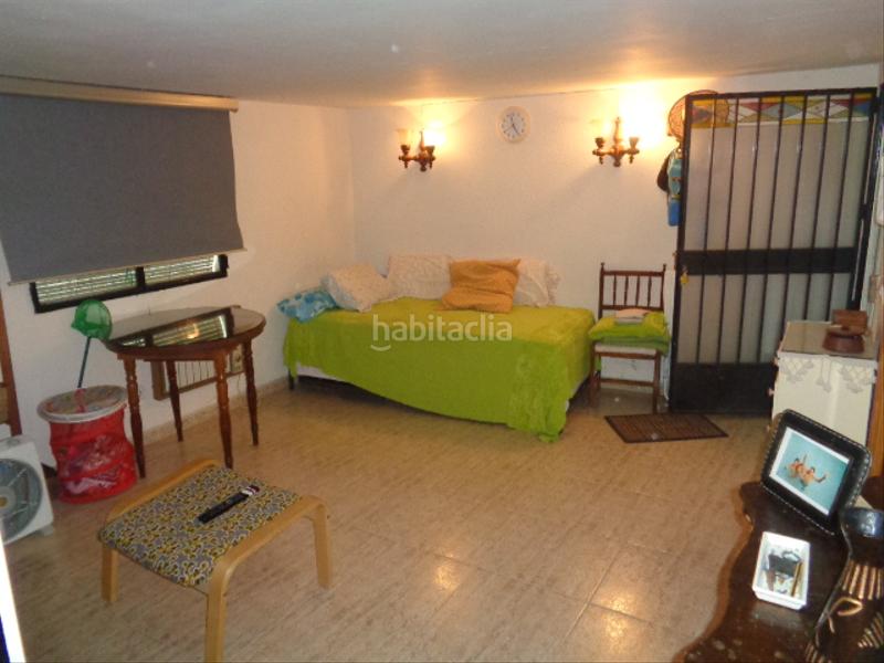 Foto 35d69140-bcab-45c9-8dcb-a8bc70e9af68. Chalet with fireplace parking pool in Navamorcuende