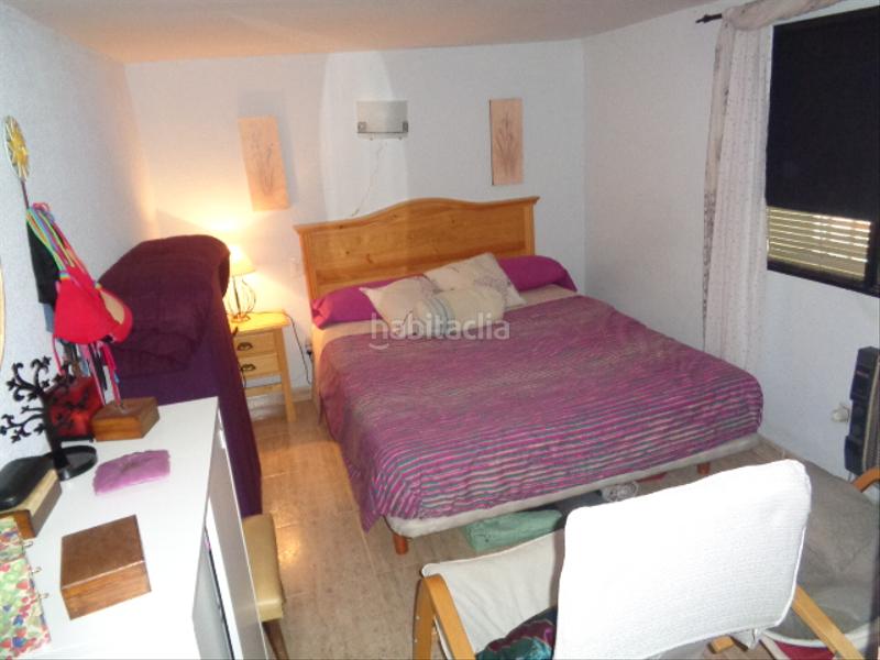 Foto 386499a5-78e5-437d-a10c-6380ed768614. Chalet with fireplace parking pool in Navamorcuende