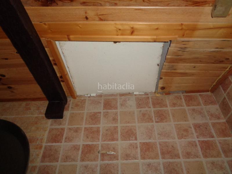 Foto 51da5ac3-17a1-449b-bdbf-d9e30f4513e9. Chalet with fireplace parking pool in Navamorcuende