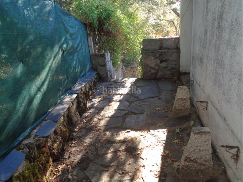 Foto 6b55a973-8f6f-4bca-b941-8d6e96370c4e. Chalet with fireplace parking pool in Navamorcuende