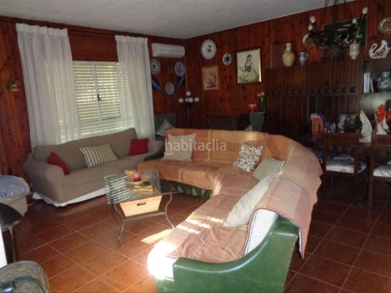 Foto 910fc19f-5d9a-4df6-9e70-7b97a9dc45e4. Chalet with fireplace parking pool in Navamorcuende