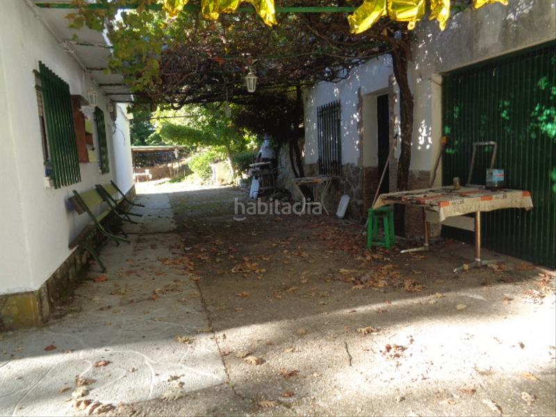 Foto f532ba10-a4d0-43e0-9fd0-967c22a0aaf8. Chalet with fireplace parking pool in Navamorcuende