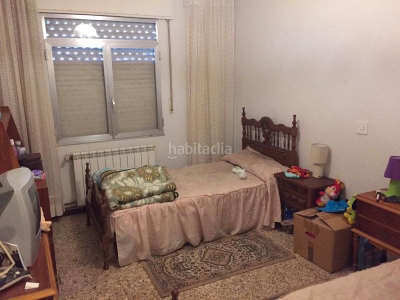 Foto ff8ec6af-2c8a-481d-b446-f4a2dbc74959. Chalet unifamiliar de 3 habitaciones con nave/garaje y parcela 890 m2. en Navamorcuende