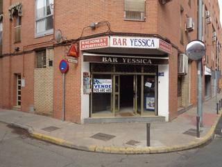 Local commercial à Calle comuneros de castilla 68