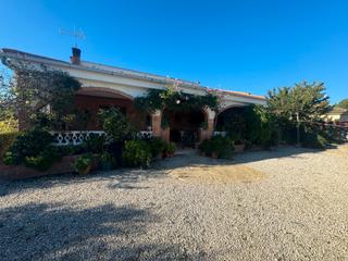 Chalet  Carrer noguer. Precioso chalet en zona residencial cercana a valls