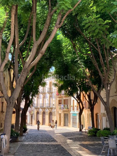 Foto 2094c5b1-0730-4b03-85e1-a6ef24b13dca. Edificio  completo 1881 · casco antiguo · 530 m² · gran potencial en Torredembarra