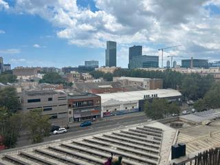 Flat in Provenals del Poblenou. Excelente vivienda, exterior muy luminosa,  y muy bien comunicad
