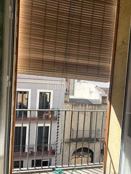 Foto efe33124-66d8-461e-80c6-5555cdce053d. Pis a Hostafrancs Barcelona
