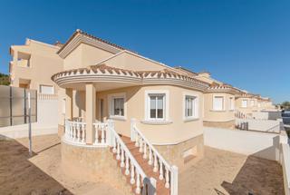 Casa a San Miguel de Salinas. Los alcores villages san miguel de salinas