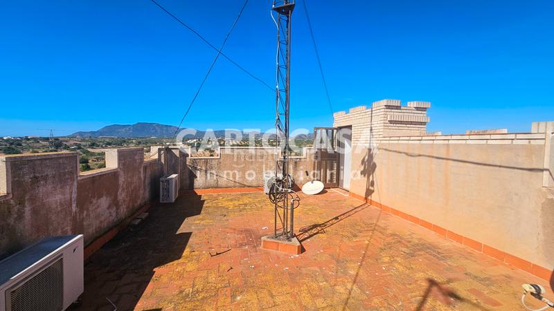 Foto 3f855a1c-5cde-4ee7-a718-7b0bf7eb8a16. Masia amb xemeneia calefacció aparcament piscina a Cartagena