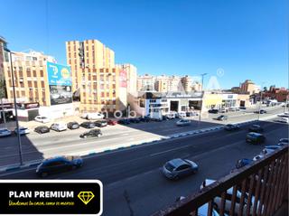 Appartement  Calle juan muñoz delgado. Magnifico piso para reformar en calle juan muñoz delgado.