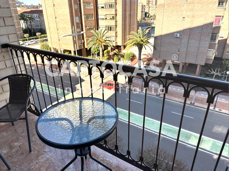 Foto 9b85aa2c-45e9-441d-bc3b-614120987c2d. Etagenwohnung in Ensanche Cartagena