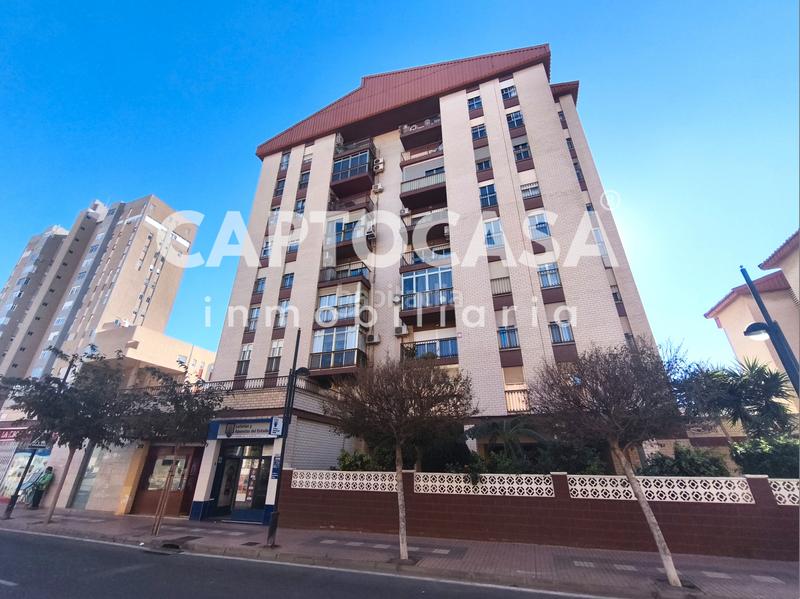 Foto a084b928-6948-48f8-a032-5e9b6e222023. Etagenwohnung in Ensanche Cartagena