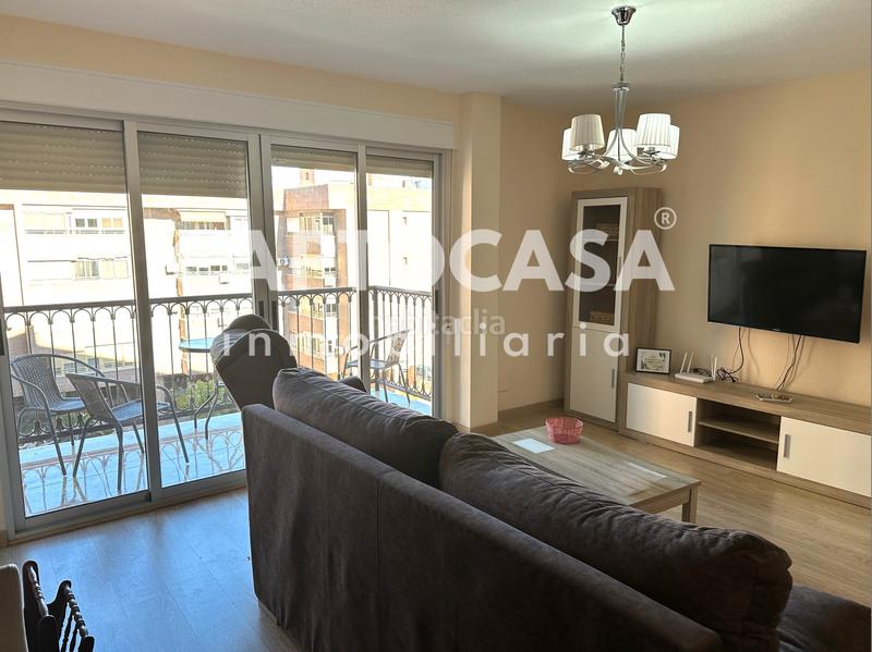 Foto eca77ff6-2c27-4012-ae99-9a98327d2127. Etagenwohnung in Ensanche Cartagena