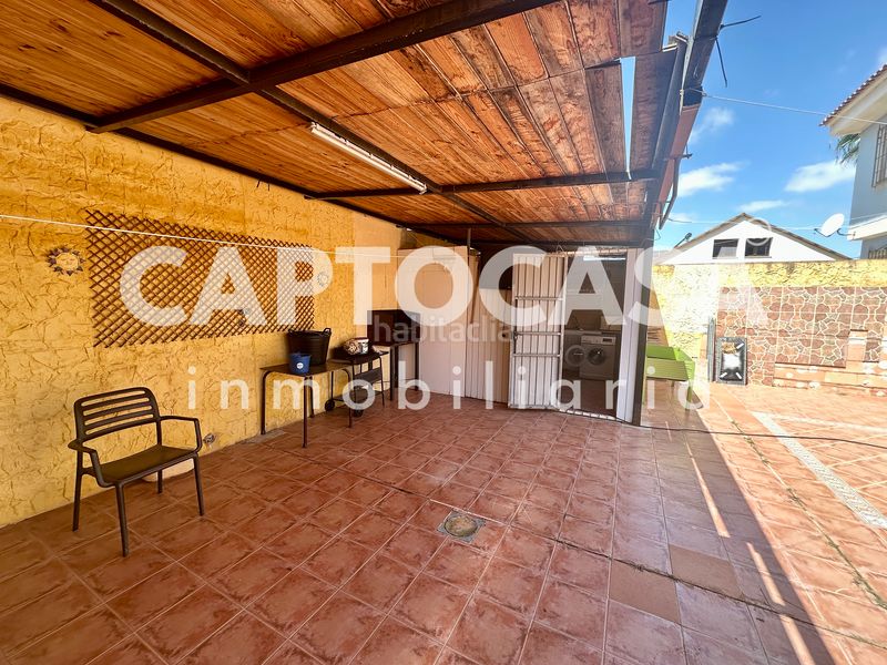 Foto 05b3aa5e-7dc0-444e-9fc4-f751db2e5d3f. Casa aparellada amb xemeneia aparcament a La Palma Cartagena