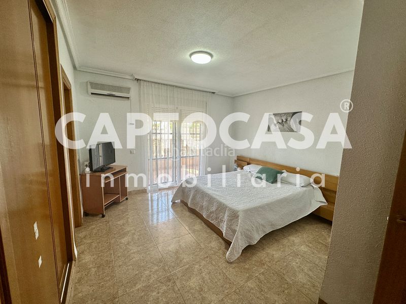 Foto 99cc646c-f448-48d3-bb77-c1c5f49e955b. Casa aparellada amb xemeneia aparcament a La Palma Cartagena