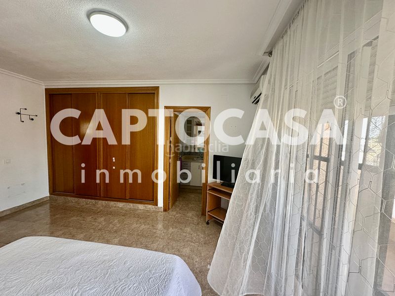 Foto ce7dc583-38eb-4fe9-8e29-22ac32af9f5a. Casa aparellada amb xemeneia aparcament a La Palma Cartagena