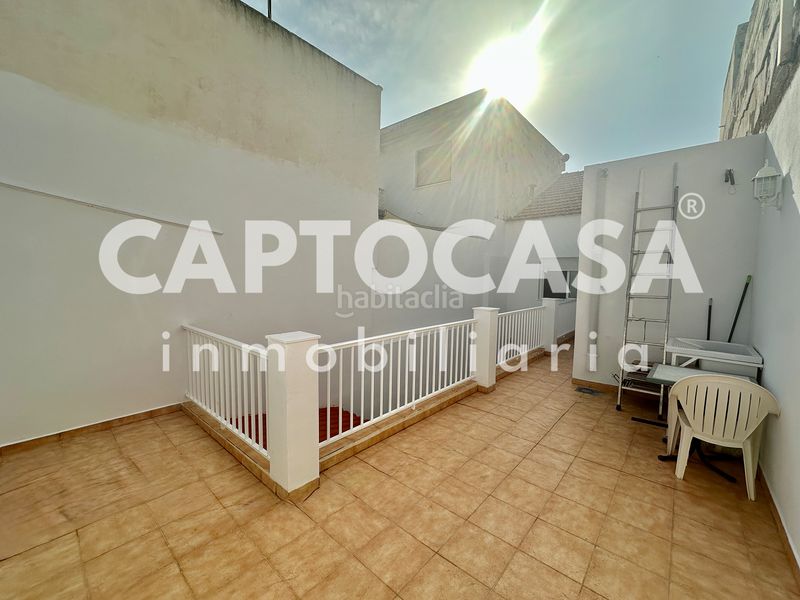 Foto f1c55de2-9d87-4295-a940-be91d5c31f16. Casa adossada a Barrio de la Concepción Cartagena