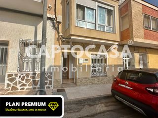 Casa adosada  Calle orqu�deas. �gran oportunidad! adosado de 164 m� reformado en el barrio de l