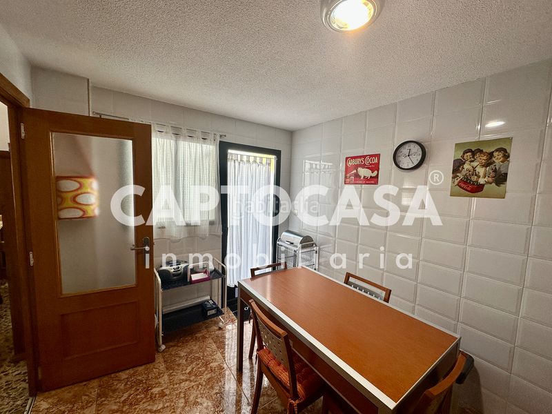 Foto 123a60ed-1240-419e-932d-bc5b2783d228. Casa aparellada amb aparcament a Canteras Cartagena