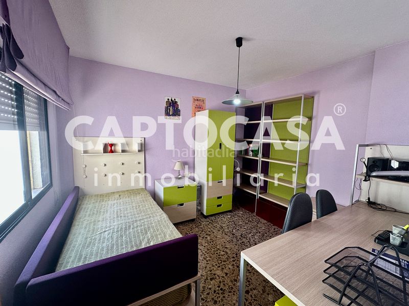 Foto 182d81f1-3e5c-4372-8257-7e439d3dd98e. Casa aparellada amb aparcament a Canteras Cartagena