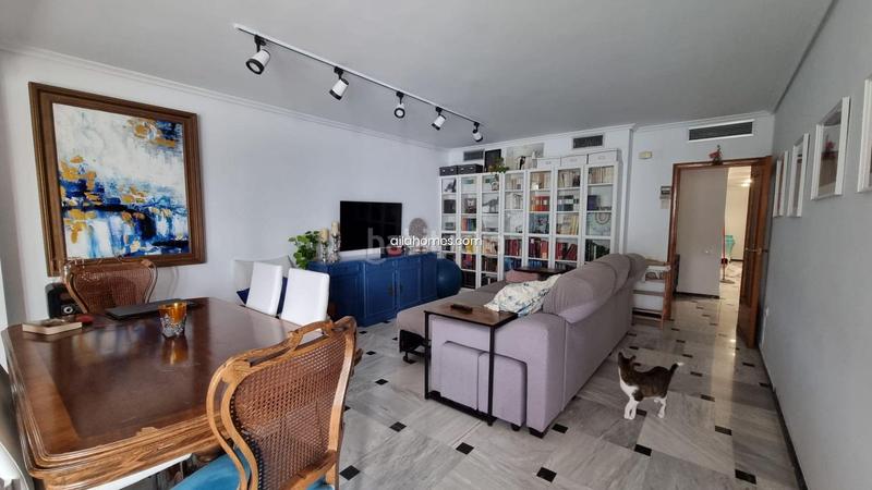 Foto fb30c062-d9e0-4b34-9a92-d2a5b53b9bd1. Piso  en venta en primera línea playa de levante en Benidorm