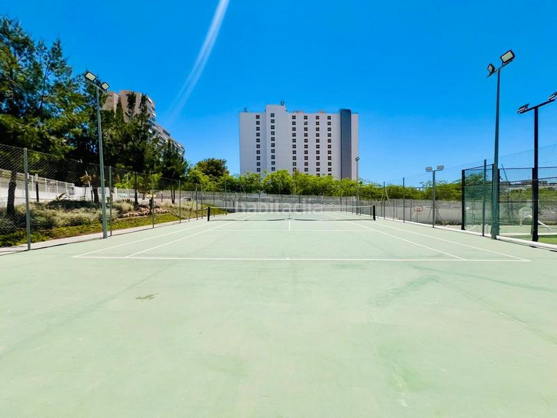 Foto dabf7a9d-e701-464b-a7c9-e5fe00ea7cb2. Pis amb calefacció aparcament piscina a Playa Poniente Benidorm