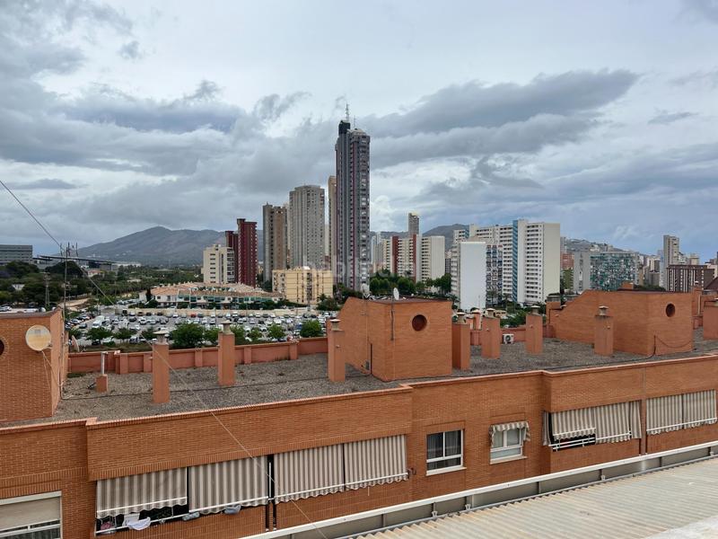 Foto e5925447-773a-4c67-ad96-7d79dc8c24c0. Àtic a Colonia Madrid Benidorm