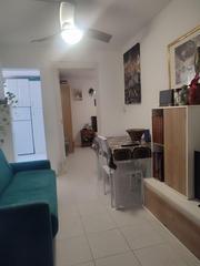 Pis  Calle los almendros. Piso en venta en centro urbano