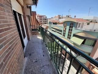 Appartement  Calle jijona. Venta de piso de 4 dormitorios en san vicente del raspeig