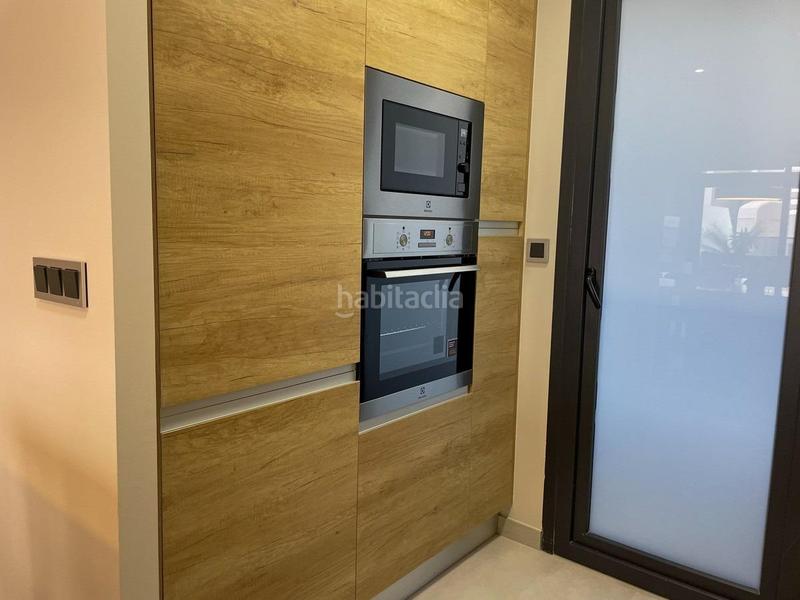 Foto 1d66a363-fb75-453c-a7d7-ef390158a42d. Pis amb calefacció aparcament piscina a Playa Poniente Benidorm