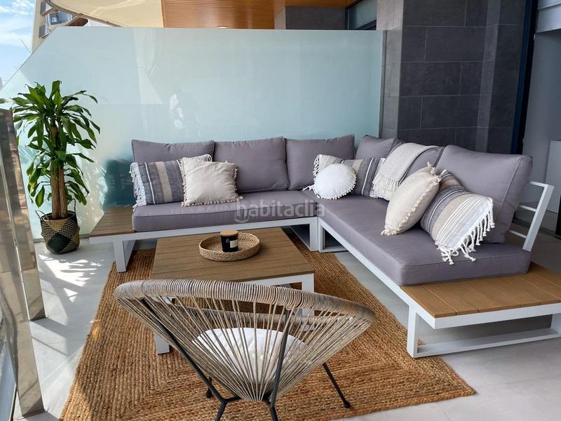 Foto 85ec9f12-ef04-4e05-b86f-19d8e70c1717. Pis amb calefacció aparcament piscina a Playa Poniente Benidorm