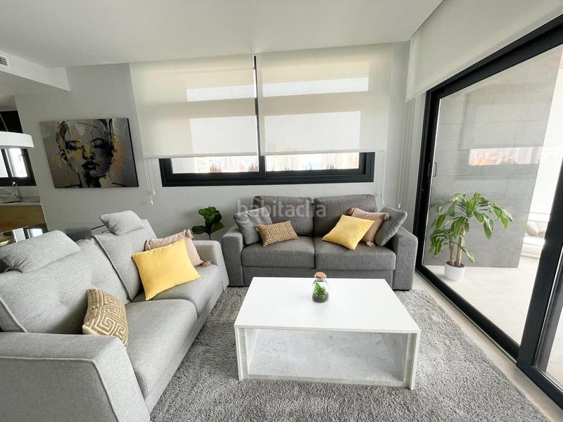 Foto 34b5f525-3c8e-4b11-bd9b-5d37ccf39bbd. Etagenwohnung mit heizung parking pool in Playa Poniente Benidorm