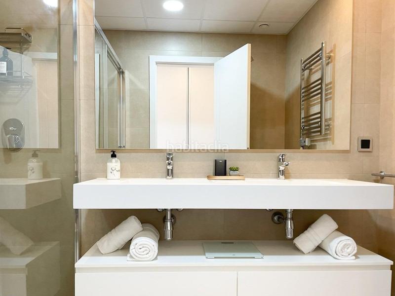 Foto 9d69ce28-75ed-43dc-bdc1-8441d4e7f3c9. Etagenwohnung mit heizung parking pool in Playa Poniente Benidorm