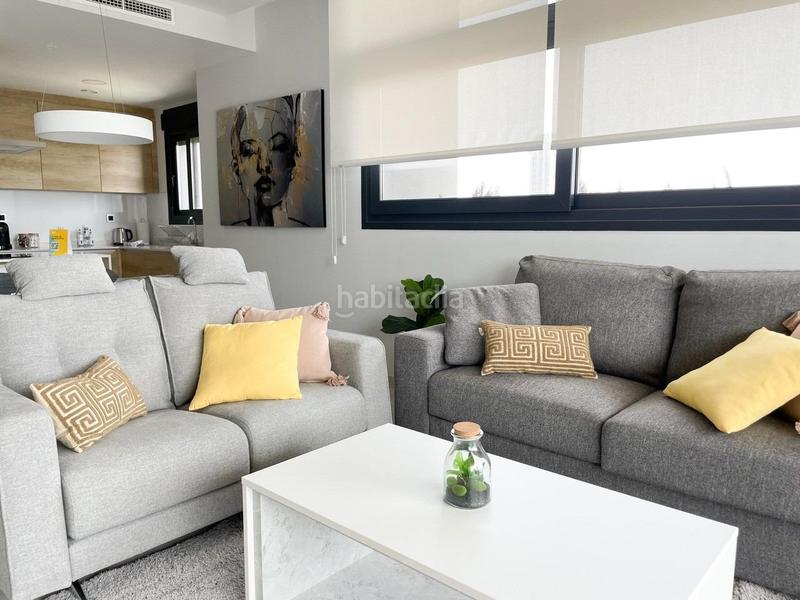 Foto ff89b6b0-7cbc-44a1-a2de-d1691b996a05. Etagenwohnung mit heizung parking pool in Playa Poniente Benidorm