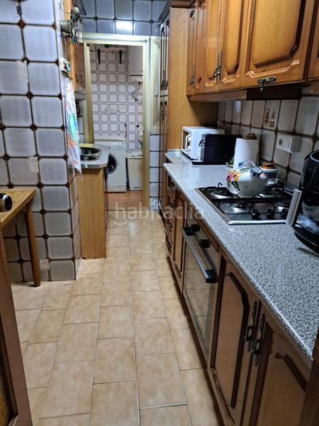 Foto 64cbbdfd-c10a-4816-8aab-c1b6fc30bdad. Piso  avenida beniardá de 4 dormitorios en Colonia Madrid Benidorm