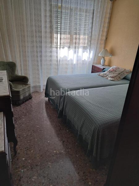 Foto a2ac9abd-2c54-4b3d-ba8d-4bef58d79cc8. Piso  avenida beniardá de 4 dormitorios en Colonia Madrid Benidorm