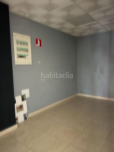 Foto 7b2e8a15-7d58-453c-927b-6157324a2e7d. Local comercial a Playa Poniente Benidorm