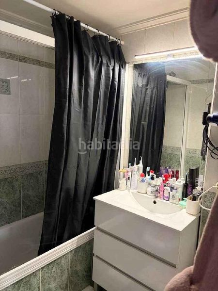 Foto a1fd1dc5-e247-485d-8c33-ecbfb2bfc3fa. Piso  en avd. juan fuster zaragora rincon de loix, en Benidorm