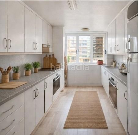 Foto f30f1914-4d0e-4085-8edd-63cc146c35d2. Piso  en avd. juan fuster zaragora rincon de loix, en Benidorm