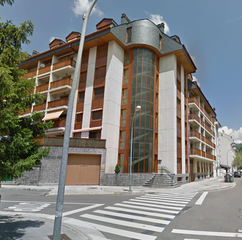 Aparcament cotxe a Calle membrilleras 4a. Garaje c/membrilleras 4a. edificio alba. jaca