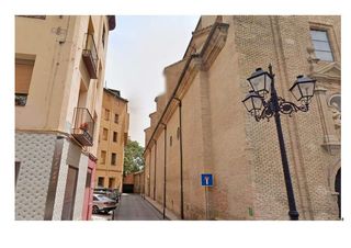Miete Autoparkplatz in Calle azlor 4